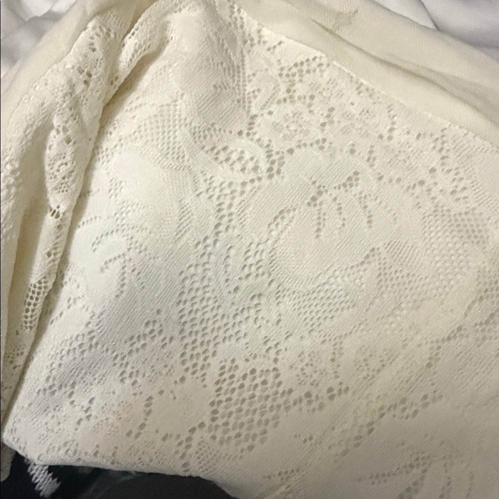 Express Blouse - Picture 11 of 11